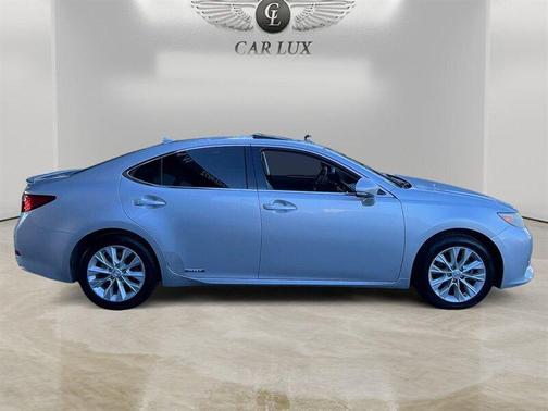 2013 Lexus ES 300h Base