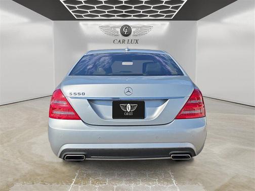 2011 Mercedes-Benz S-Class S 550