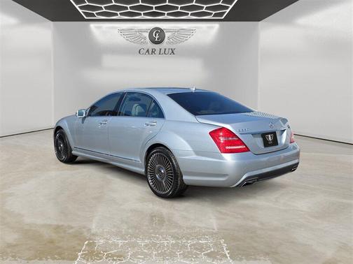 2011 Mercedes-Benz S-Class S 550