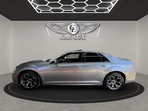 2016 Chrysler 300 S