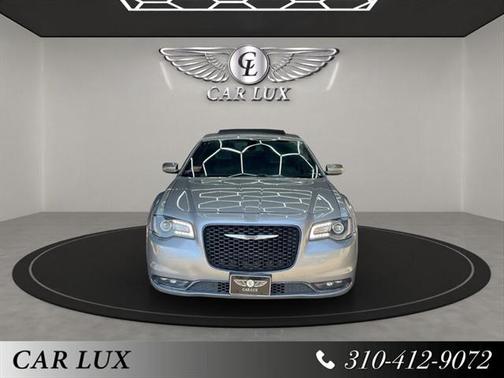 2016 Chrysler 300 S