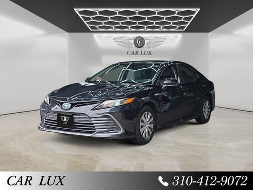Midnight Black Metallic 2021 Toyota Camry LE