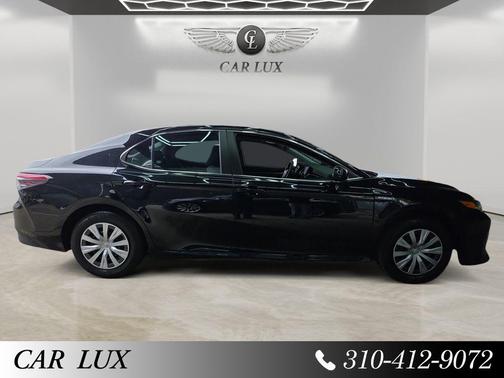 Midnight Black Metallic 2021 Toyota Camry LE