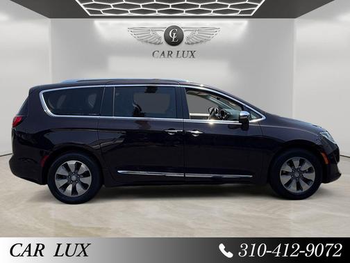 Dark Cordovan Pearlcoat 2018 Chrysler Pacifica Hybrid Limited