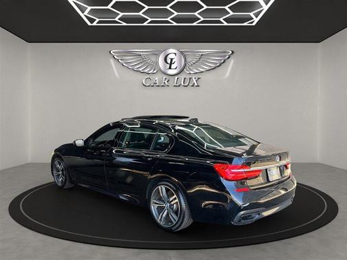 2019 BMW 750 I