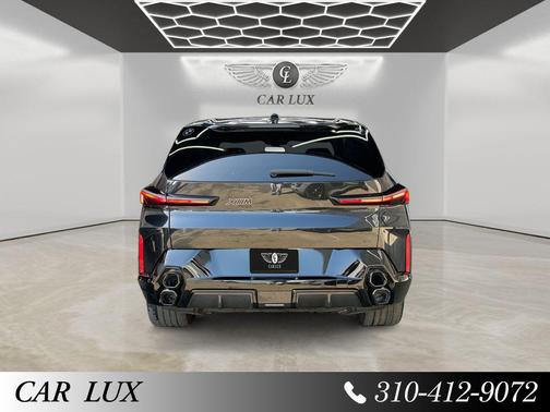Black Sapphire Metallic 2025 BMW XM Base