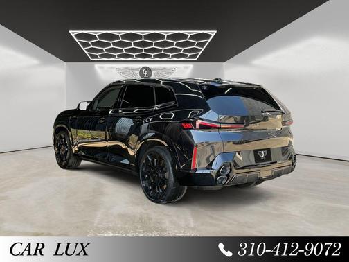 Black Sapphire Metallic 2025 BMW XM Base