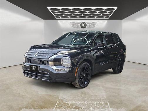 2023 Mitsubishi Outlander SE Black Edition 2WD