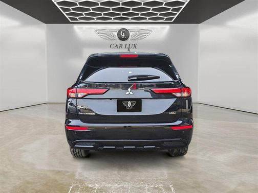 2023 Mitsubishi Outlander SE Black Edition 2WD