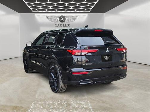 2023 Mitsubishi Outlander SE Black Edition 2WD