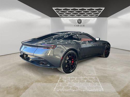 2020 Aston Martin DB11 AMR