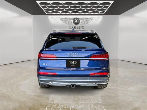 2021 Audi Q7 45 Premium