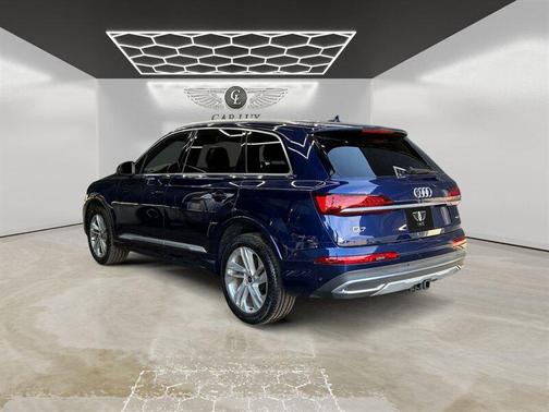 2021 Audi Q7 45 Premium
