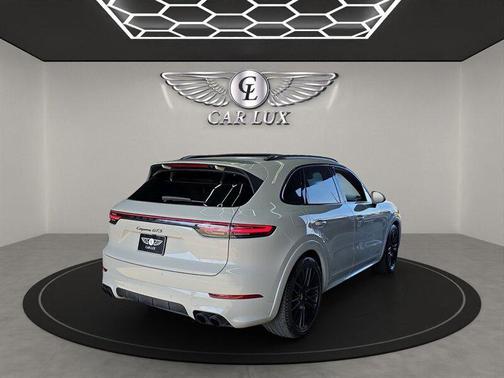 2021 Porsche Cayenne GTS