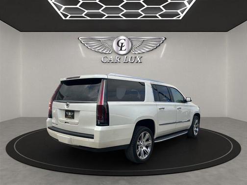 2015 Cadillac Escalade ESV Luxury