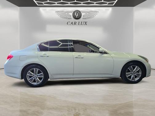 2012 INFINITI G37 Journey