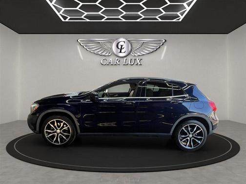 2017 Mercedes-Benz GLA 250 Base