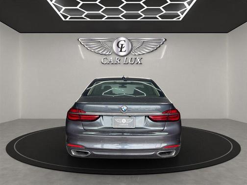 2016 BMW 750 I