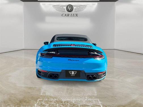 2021 Porsche 911 Carrera