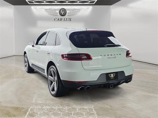 2016 Porsche Macan S