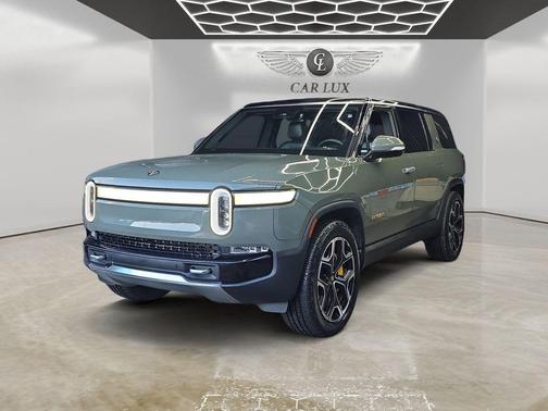 2022 Rivian R1S Launch Edition
