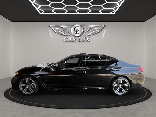 2019 BMW 750 I