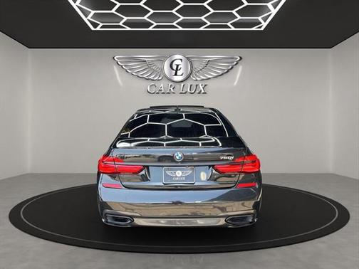 2019 BMW 750 I