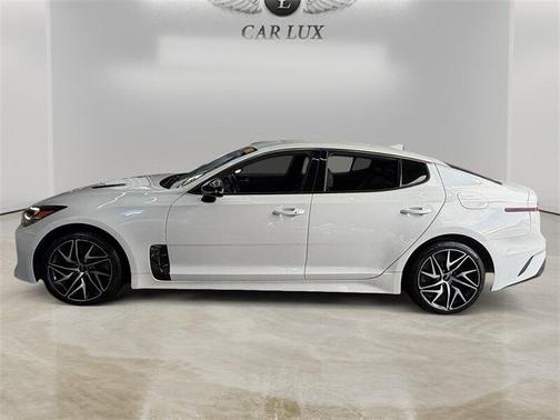 2022 Kia Stinger GT-Line