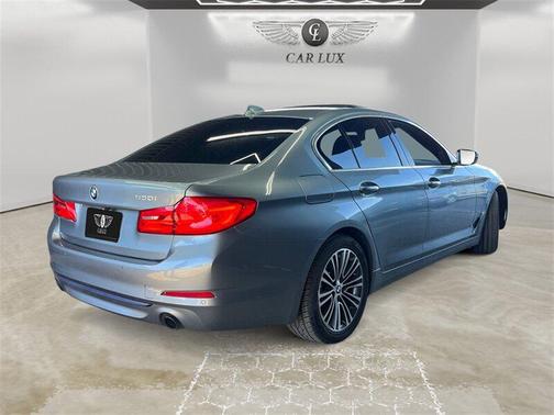 2019 BMW 530 i