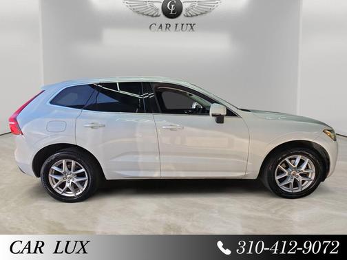 Crystal White Metallic 2020 Volvo XC60 T5 Momentum