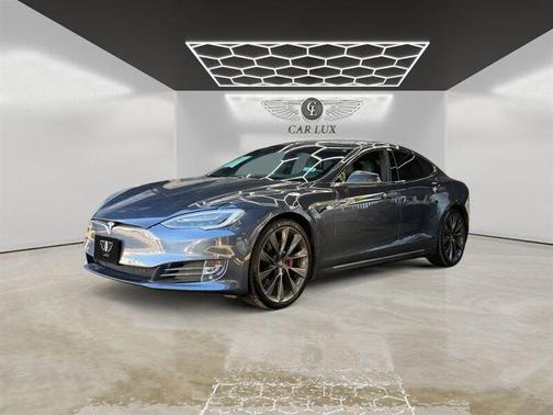 2020 Tesla Model S Performance