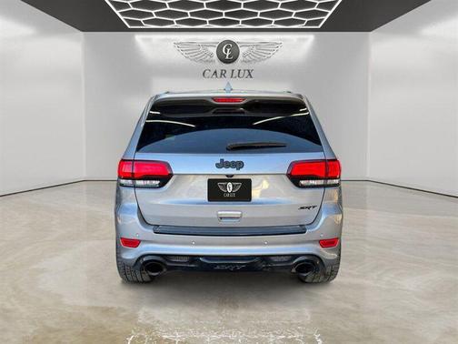 2020 Jeep Grand Cherokee SRT