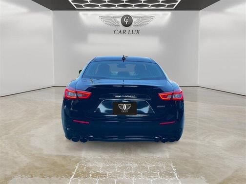 2018 Maserati Ghibli Base