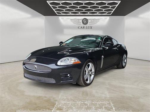2009 Jaguar XKR Base
