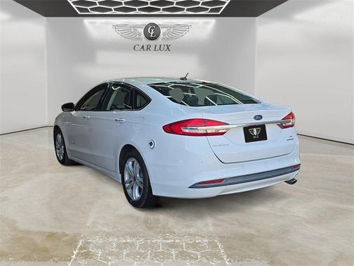 2018 Ford Fusion Hybrid SE