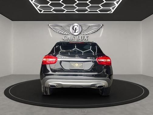 2017 Mercedes-Benz GLA 250 Base