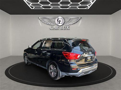 2018 Nissan Pathfinder SL