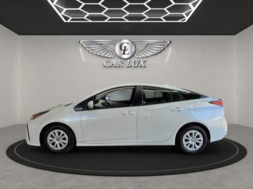 2019 Toyota Prius L