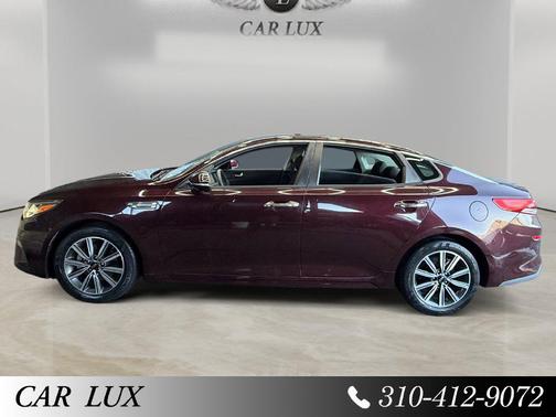 Sangria 2019 Kia Optima LX