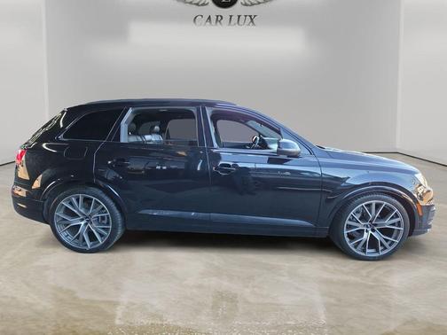 Orca Black Metallic 2019 Audi Q7 55 Prestige