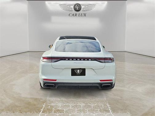 2021 Porsche Panamera Base