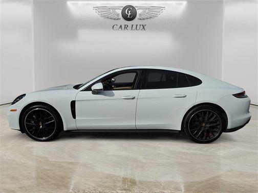 2021 Porsche Panamera Base