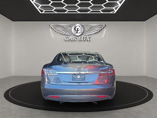 2016 Tesla Model S 85