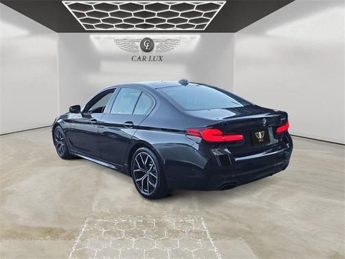 2022 BMW 530 i