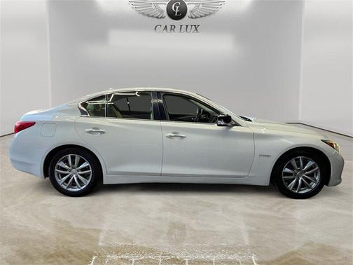 2015 INFINITI Q50 Hybrid Premium