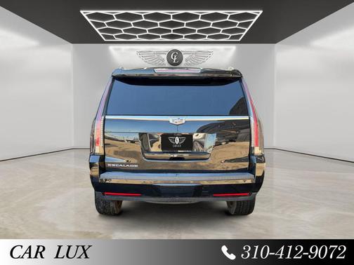 2018 Cadillac Escalade Platinum