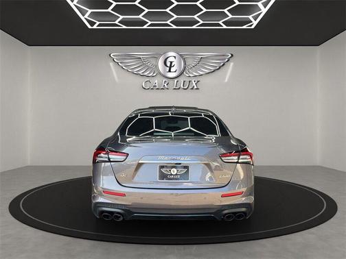 2022 Maserati Ghibli Modena Q4