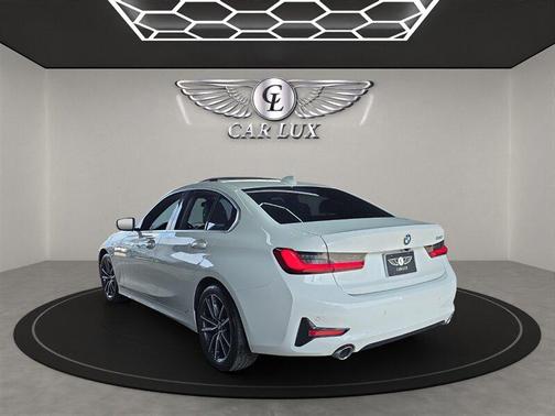 2019 BMW 330 330i