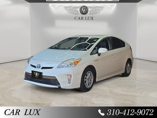 Blizzard Pearl 2015 Toyota Prius Four