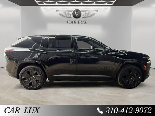 Diamond Black Crystal Pearlcoat 2025 Jeep Wagoneer S Launch Edition